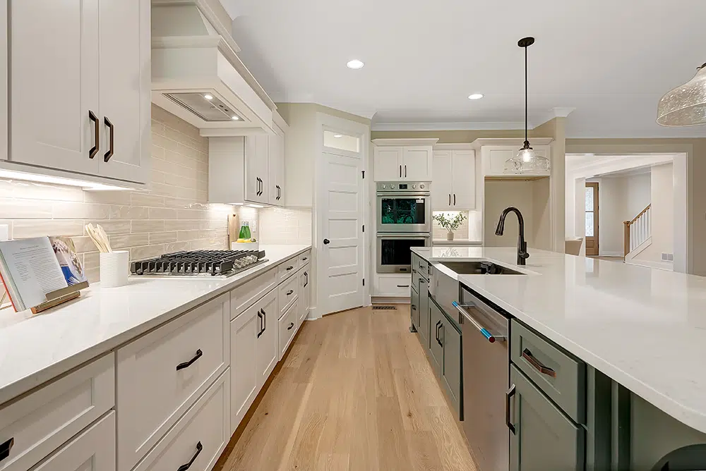 THE Hollis | 1576 Frye Rd. | Columbia, TN 38401<br />
4 Bedrooms | 4.5 Baths | 3,834 Sq Ft | Move-in Ready<br />
Locke and Headley Homes | Custom Home Builder in Columbia TN | https://lockeheadleyhomes.com